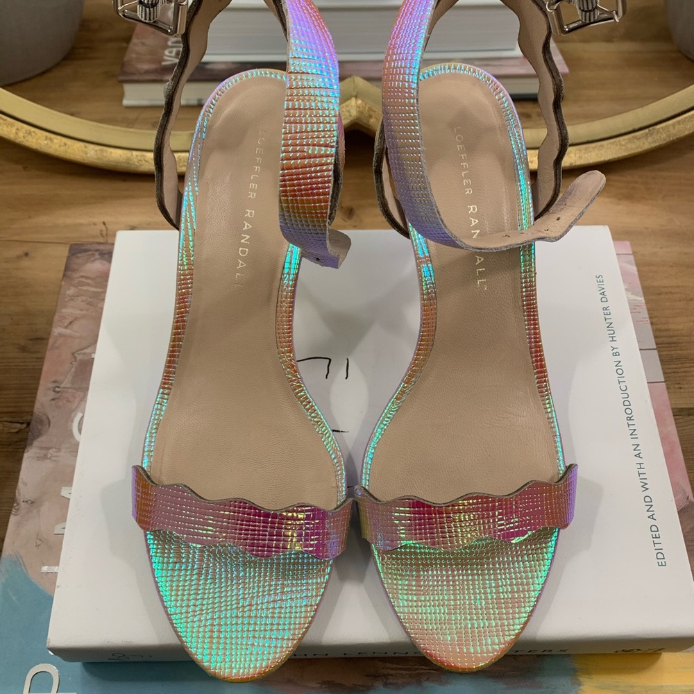 Loeffler Randall Reina Kitten Heel Size 8
